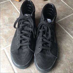 Vans Sk8-Hi Black High Top